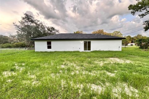 House in Chiefland, Florida 3 bedrooms, 108.97 sq.m. № 2123838 - photo 1
