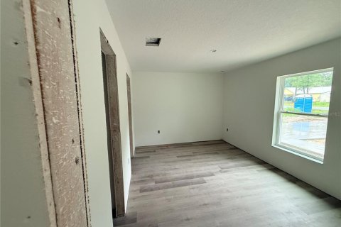 House in Chiefland, Florida 3 bedrooms, 108.97 sq.m. № 2123838 - photo 7