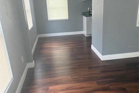 Villa ou maison à vendre à Tampa, Floride: 3 chambres, 73.58 m2 № 2259373 - photo 4