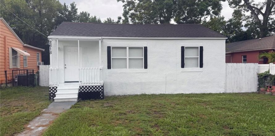 Villa ou maison à Tampa, Floride 3 chambres, 73.58 m2 № 2259373