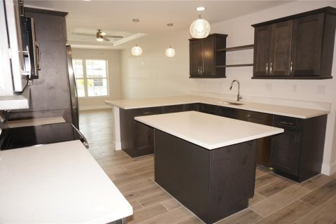 Apartamento en alquiler en Punta Gorda, Florida, 3 dormitorios, 123.47 m2 № 1785969 - foto 11