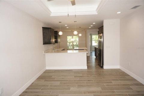 Apartamento en alquiler en Punta Gorda, Florida, 3 dormitorios, 123.47 m2 № 1785969 - foto 6