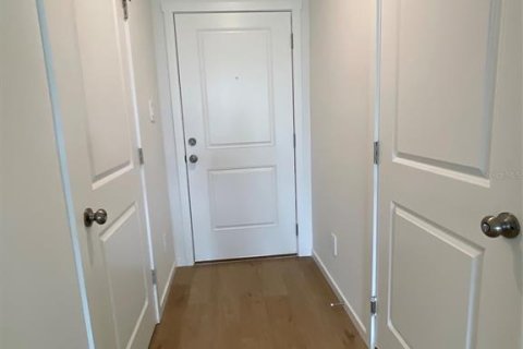Townhouse in Winter Haven, Florida 3 bedrooms, 128.76 sq.m. № 2396622 - photo 3