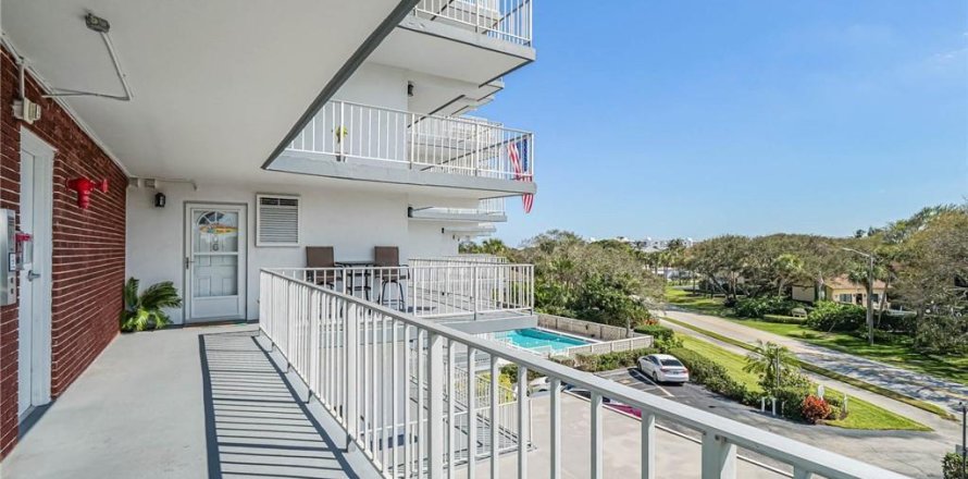 Condo in Vero Beach, Florida, 1 bedroom № 1103531
