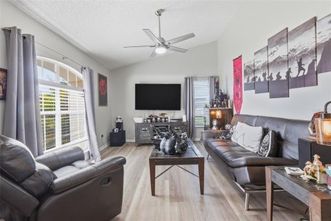 Villa ou maison à vendre à Clermont, Floride: 3 chambres, 171.5 m2 № 2129443 - photo 5