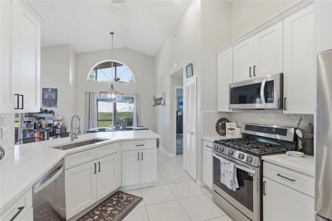 Villa ou maison à vendre à Clermont, Floride: 3 chambres, 171.5 m2 № 2129443 - photo 10
