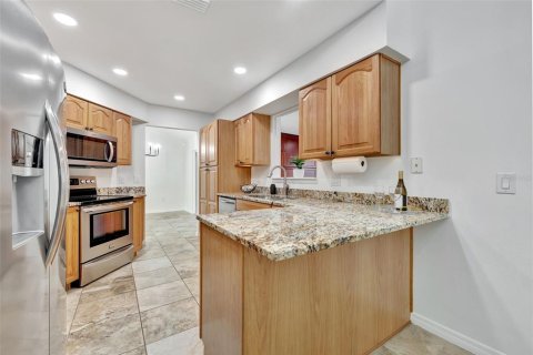 House in Sarasota, Florida 3 bedrooms, 170.1 sq.m. № 1519075 - photo 20