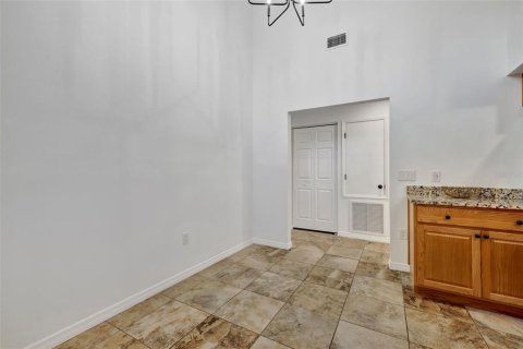 House in Sarasota, Florida 3 bedrooms, 170.1 sq.m. № 1519075 - photo 27