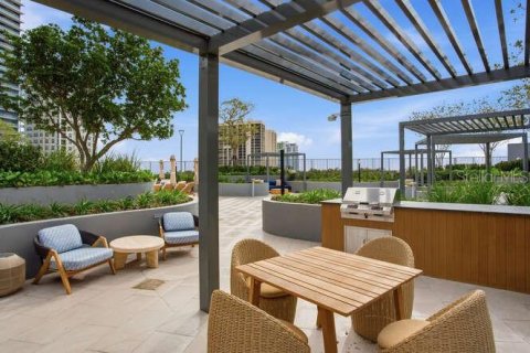 Condo in Tampa, Florida, 3 bedrooms  № 2106939 - photo 24