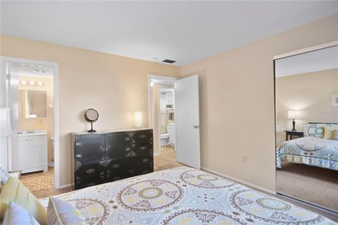 Copropriété à vendre à Bradenton, Floride: 2 chambres, 78.04 m2 № 2094441 - photo 18