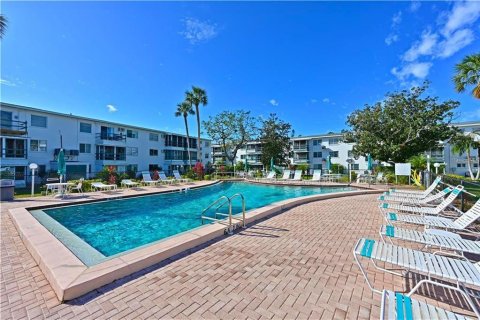Copropriété à vendre à Bradenton, Floride: 2 chambres, 78.04 m2 № 2094441 - photo 25