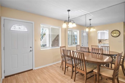 Copropriété à vendre à Bradenton, Floride: 2 chambres, 78.04 m2 № 2094441 - photo 6