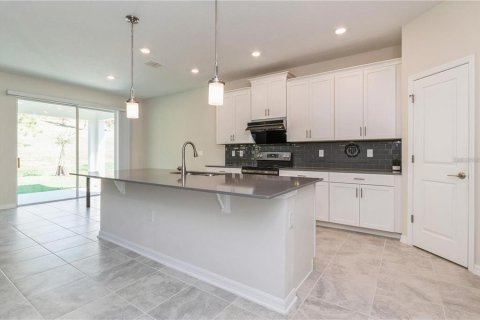 House in Ocoee, Florida 3 bedrooms, 225.66 sq.m. № 1904582 - photo 14