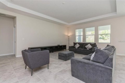 House in Ocoee, Florida 3 bedrooms, 225.66 sq.m. № 1904582 - photo 12