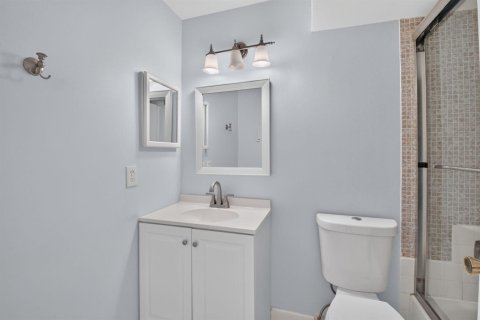 Condo in Delray Beach, Florida, 1 bedroom  № 2399628 - photo 15