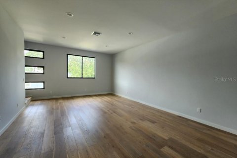 Adosado en alquiler en Tampa, Florida, 3 dormitorios, 204.57 m2 № 1915005 - foto 3