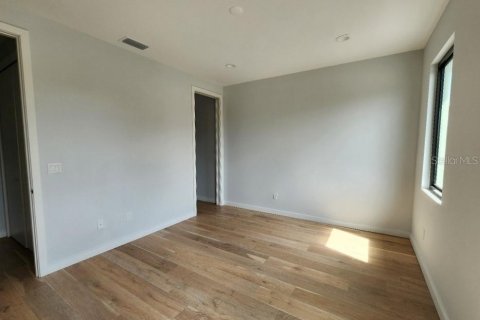 Adosado en alquiler en Tampa, Florida, 3 dormitorios, 204.57 m2 № 1915005 - foto 15