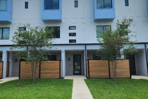 Adosado en alquiler en Tampa, Florida, 3 dormitorios, 204.57 m2 № 1915005 - foto 2