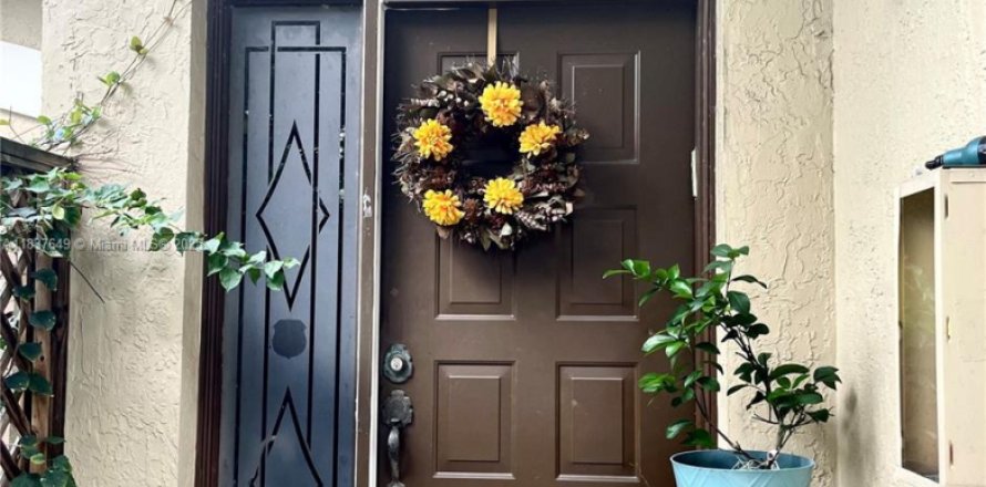 Touwnhouse à Plantation, Floride 3 chambres, 163.51 m2 № 2019696