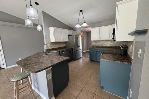 House in Ocala, Florida 3 bedrooms, 168.9 sq.m. № 1876428 - photo 12