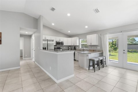 Casa en venta en Port Charlotte, Florida, 3 dormitorios, 149.85 m2 № 2322410 - foto 11