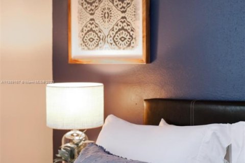 Condominio en alquiler en North Bay Village, Florida, 41.25 m2 № 2060041 - foto 9