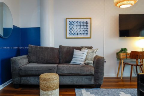 Condominio en alquiler en North Bay Village, Florida, 41.25 m2 № 2060041 - foto 6