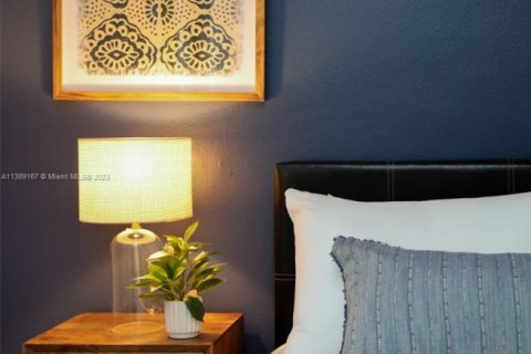 Condominio en alquiler en North Bay Village, Florida, 41.25 m2 № 2060041 - foto 8