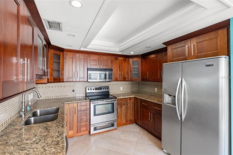 Condo in Clearwater, Florida, 2 bedrooms  № 2137761 - photo 26