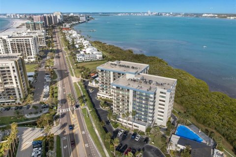 Condo in Clearwater, Florida, 2 bedrooms  № 2137761 - photo 13