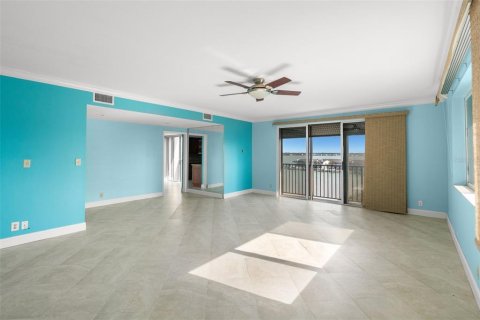 Condo in Clearwater, Florida, 2 bedrooms  № 2137761 - photo 23