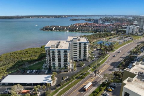 Condo in Clearwater, Florida, 2 bedrooms  № 2137761 - photo 5