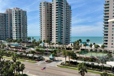 Condo in Clearwater, Florida, 2 bedrooms  № 2137761 - photo 22