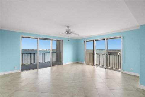 Condo in Clearwater, Florida, 2 bedrooms  № 2137761 - photo 29