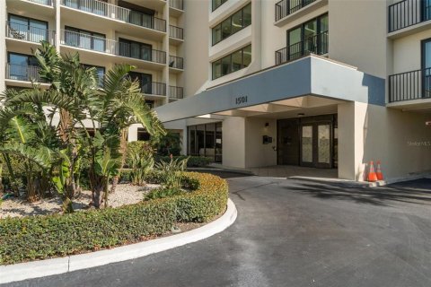 Condo in Clearwater, Florida, 2 bedrooms  № 2137761 - photo 15