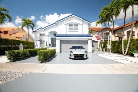 Casa en Miami, Florida 4 dormitorios, 248.61 m2 № 2305815
