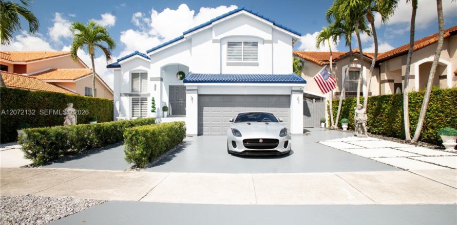 Casa en Miami, Florida 4 dormitorios, 248.61 m2 № 2305815