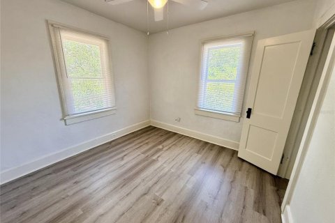 Appartement à louer à Saint Petersburg, Floride: 2 chambres, 71.16 m2 № 2236399 - photo 3