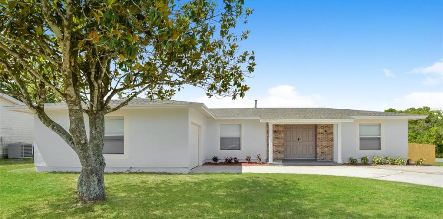 Villa ou maison à Deltona, Floride 3 chambres, 151.24 m2 № 1780706