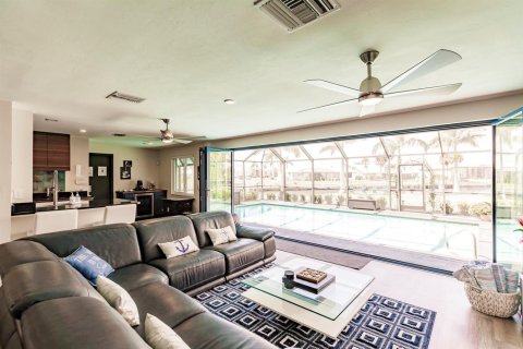 Villa ou maison à vendre à Punta Gorda, Floride: 3 chambres, 152.45 m2 № 2082220 - photo 15