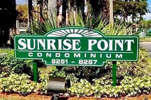 Condo à Pinecrest, Floride, 1 chambre  № 2317619