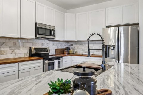 Villa ou maison à vendre à Minneola, Floride: 4 chambres, 265.89 m2 № 2419712 - photo 25