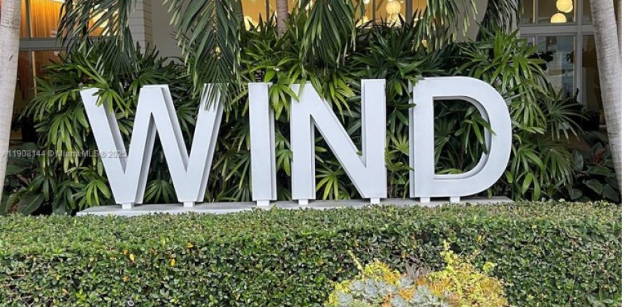 Condominio en Miami, Florida, 1 dormitorio  № 2012680