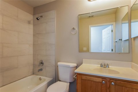Casa en alquiler en Winter Haven, Florida, 4 dormitorios, 174.1 m2 № 1655846 - foto 13