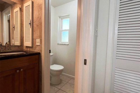 Casa en alquiler en Clearwater, Florida, 3 dormitorios, 163.51 m2 № 1904182 - foto 15