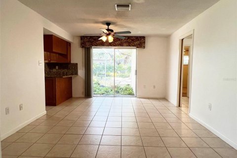 Casa en alquiler en Clearwater, Florida, 3 dormitorios, 163.51 m2 № 1904182 - foto 10