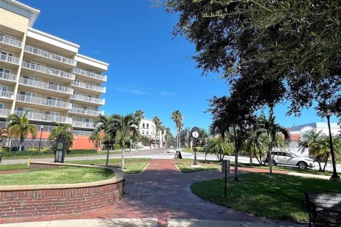 Casa en alquiler en Clearwater, Florida, 3 dormitorios, 163.51 m2 № 1904182 - foto 29