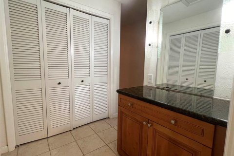 Casa en alquiler en Clearwater, Florida, 3 dormitorios, 163.51 m2 № 1904182 - foto 13