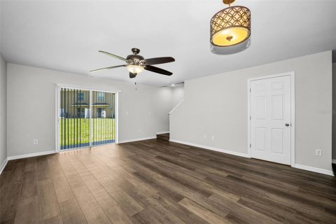 Touwnhouse à vendre à Tampa, Floride: 3 chambres, 141.58 m2 № 2302282 - photo 15