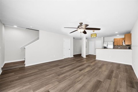 Touwnhouse à vendre à Tampa, Floride: 3 chambres, 141.58 m2 № 2302282 - photo 11